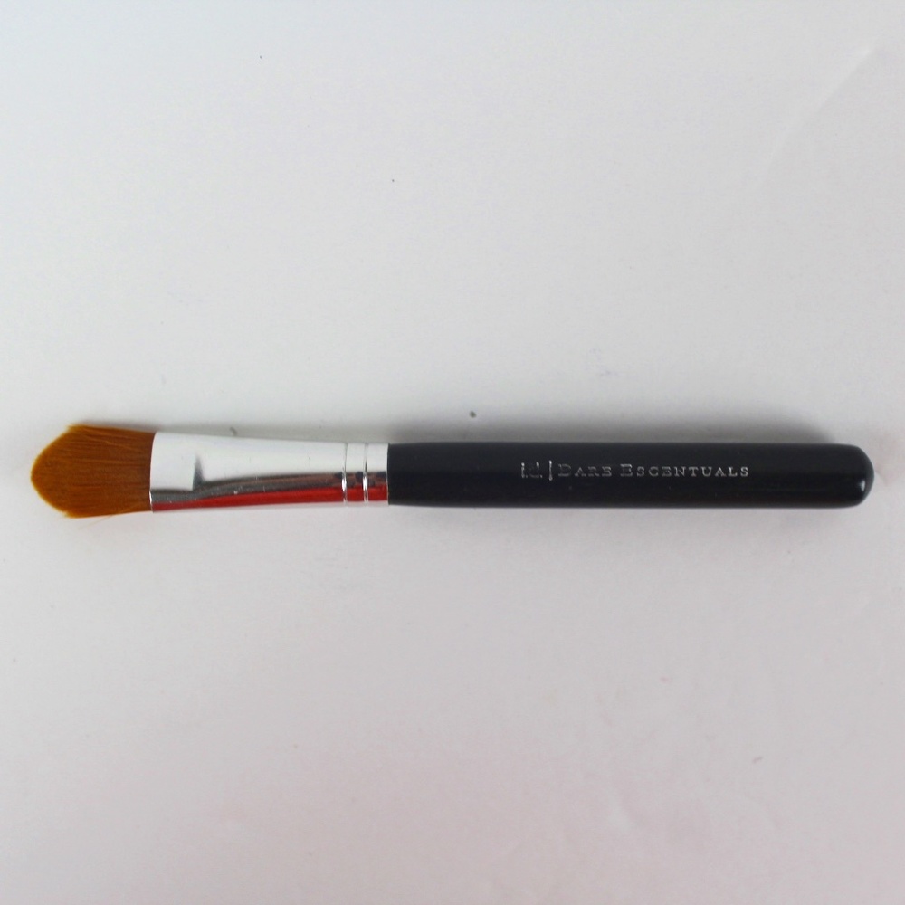 Bare Escentuals max coverage concealer makeup brus